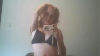 Elle kiff s'exhiber et se filmer ! Du lourd Elle kiff s'exhiber et se filmer ! Du lourd