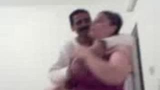 Ce mec est accro a sa beurette ronde