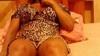 Le doigté précis et sensuel de cette milf