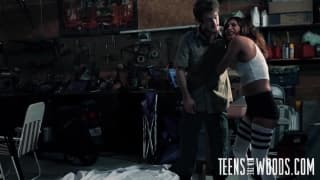 Jade Jantzen est brutalement punie Jade Jantzen est brutalement punie