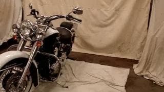 L'homme amateur du jour s'exhibe au calme