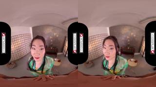 Asiatique suce pour casque de realité Asiatique suce pour casque de realité
