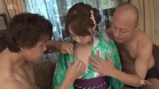 Une chinoise ce prendre en double par deux mec Anal, Asiatique, Double Pénétration, Petits Seins, Brutal, Hardcore