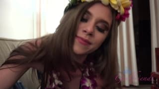 Elle prend une pipe comme elle veut et adore ça