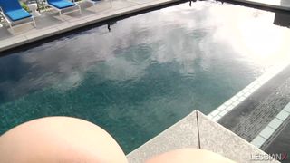 Jada Stevens et Abella Danger se boufent le cul