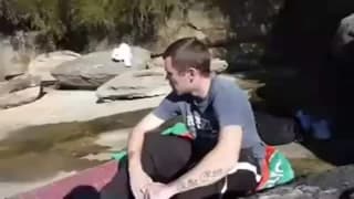 Une bonne grosse vidéo entre deux hommes