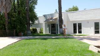 Kenzie Reeves baise avec son voisin. Anal, Blonde, Porno pour Femme, Full HD Porn