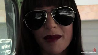 Quatre femmes très violente entres elles