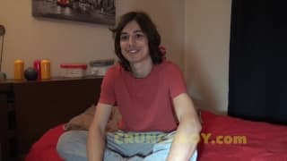 Jeune minet baisé par son ptoe hetero