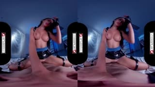 VR - Brunette chevauche comme une pute