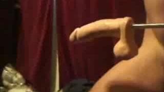 Cette fucking-machine, elle lui démonte le fion