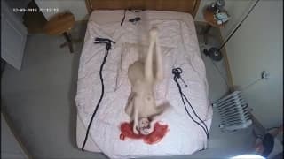 Sina aime le sexe BDSM et le spanking Sina aime le sexe BDSM et le spanking