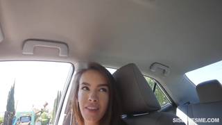 Belle soeur souffle avec cette bite Belle soeur souffle avec cette bite