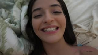 Emily wilis adore la bonne baise dans la chatte Emily wilis adore la bonne baise dans la chatte
