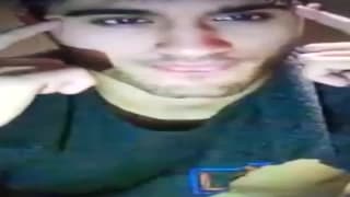 Juste un latino qui se branle pour vous