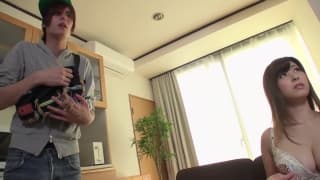 Japan Sex casting avec une japonaise à gros nibards finit en creampie Strip-Tease, Gode, Masturbation Solo F, Gode dans la Bouche, Blowjob, Tits Fuck, Facesitting , 69, Cowgirl, Cowgirl Inversée, Levrette, Missionnaire, Ejac Interne