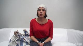 Lucie se fait démonter lors d'un casting Lucie se fait démonter lors d'un casting