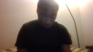 Black amateur branle sa grosse teub et jouit Black amateur branle sa grosse teub et jouit