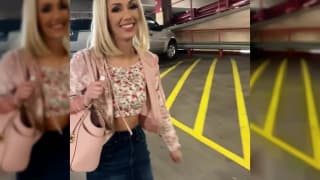 Sky Pierce aux AVN award baise un producteur pour son snap Sky Pierce aux AVN award baise un producteur pour son snap