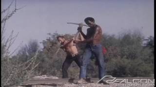 Petit brun se fait baiser violement par deux mecs Interracial, Jeune 18-21ans, Hardcore, Domination, Anal, Mecs Musclés, Vintage, Fellation, Acteur Porno, Bareback