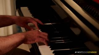 Jake Davis baise avec son prof de piano Alex Mecum Jake Davis baise avec son prof de piano Alex Mecum