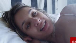 Elle a des yeux qui envoutent durant la pipe Elle a des yeux qui envoutent durant la pipe