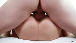 Connie Carter en train de faire l'amour avec son petit ami Connie Carter en train de faire l'amour avec son petit ami