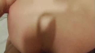 Brunette prise en levrette Hardcore après une pipe