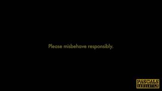 Kloe White ligotée et suçant l'énorme bite de Pascal White