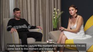 Belle jeunette perd sa virginité avec son chéri