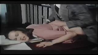 La secrétaire se fait baiser comme dans les bons vieux temps. Vidéos avec Scénario, Secrétaire, Vintage
