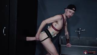 Drew Dixon fisté et sucé sous Gloryhole par Alex Killian Hardcore, Domination, Anal, Full HD, Fellation, Acteur Porno, Fetichiste, Glory Hole, Fist Gay, BDSM