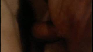 Un porno vintage de gays avec gode, branlette et partouze