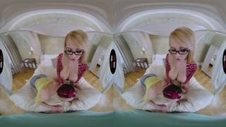 Vidéo VR avec deux chaudes qui se font plaisir avec cette queue Vidéo VR avec deux chaudes qui se font plaisir avec cette queue