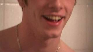 Jeune Minet Gay se branle pour un casting