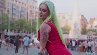 Escort d'amsterdam pour un curieux touriste Gros Seins, Exhibition, Full HD Porn