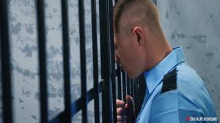 Karma Rx se fait prendre en prison Karma Rx se fait prendre en prison