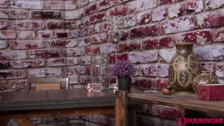 Une bite noir, dans cette jolie secrétaire sauvage