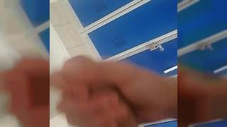 Bonne branlette a la débauche 