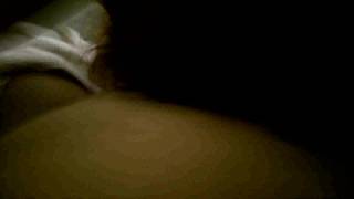 Couple philippins se filme pendant leur partie de jambes en l'air