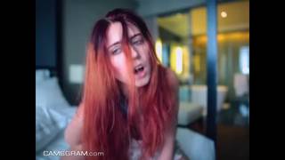 Je garde ma robe pour me masturber la chatte. Je garde ma robe pour me masturber la chatte.