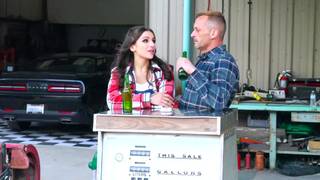 Abby est la garagiste la plus chaude et sexy Anal, Fellation, Brune, Grosse Bite, Full HD Porn