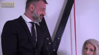 Primal Moon se fait pilonner par Daddy Pascal Primal Moon se fait pilonner par Daddy Pascal