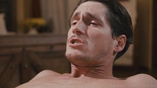 Jessica Fox martèle son client jusqu'à l'orgasme