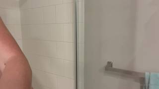 Que diriez-vous d'une douche sexy ?