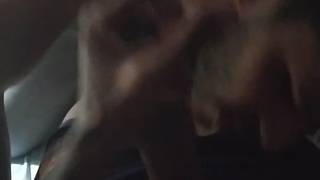 La bite de Yuri Oberon se fait entretenir Amateurs, Brun, TTBM, Vidéos scénarisées, Full HD, Fellation