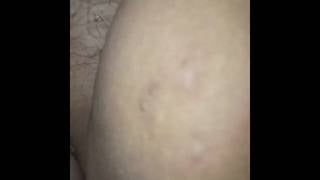 Une amateur dans une compilation hardcore faite à la maison Une amateur dans une compilation hardcore faite à la maison