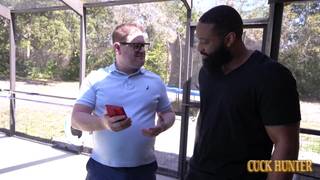 Ellie Tay baise une BBC raide que son mari observe