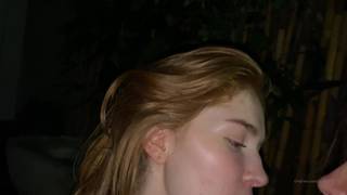 Jia Lissa passe une soirée passionnée avec sa copine dans le jardin Jia Lissa passe une soirée passionnée avec sa copine dans le jardin
