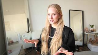 Carolinezalog essaie de la lingerie sexy dans une vidéo maison Carolinezalog essaie de la lingerie sexy dans une vidéo maison